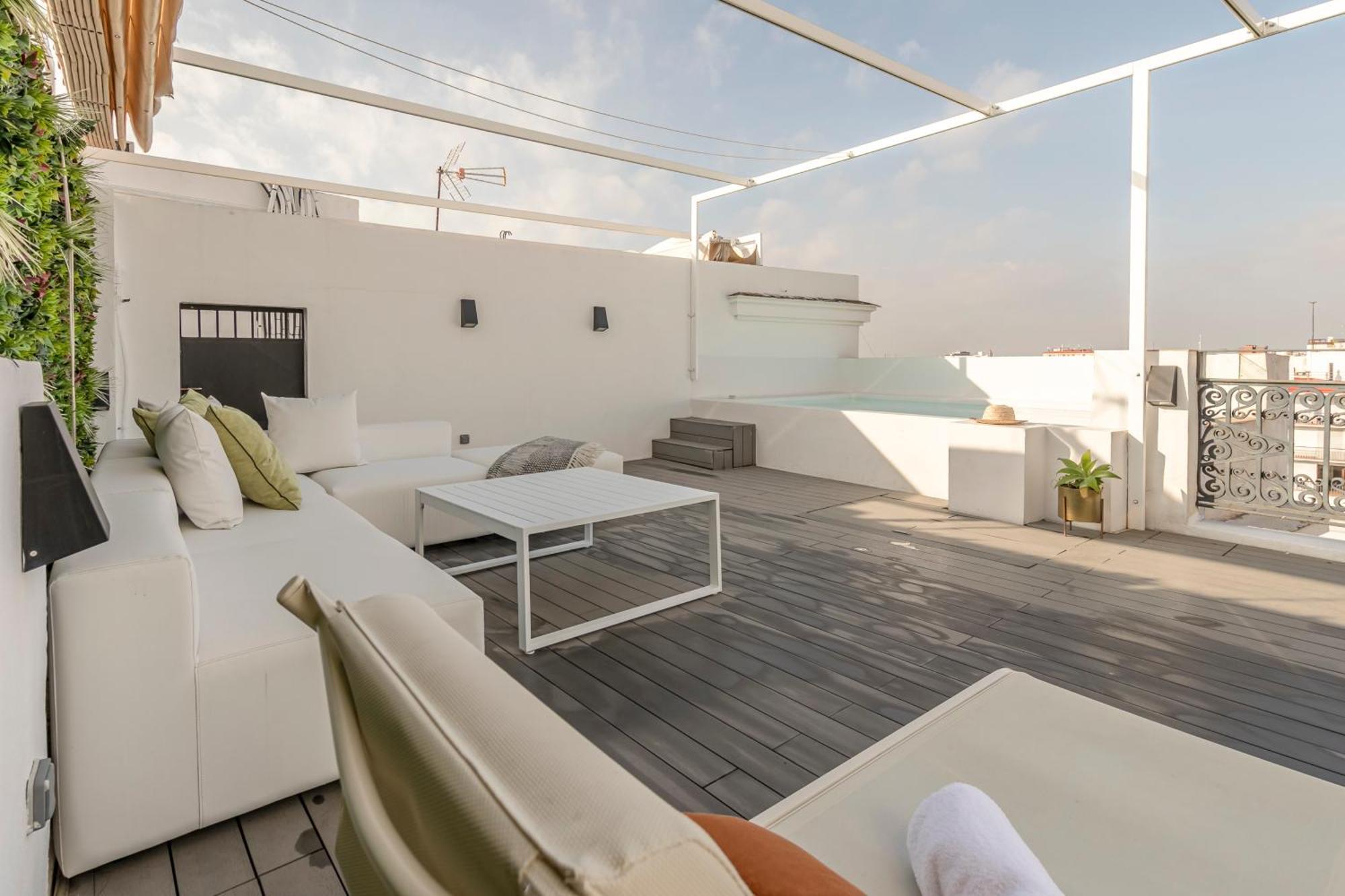 Isg Apartments Modern Atticpool At The Cathedralfree Parking Séville Extérieur photo