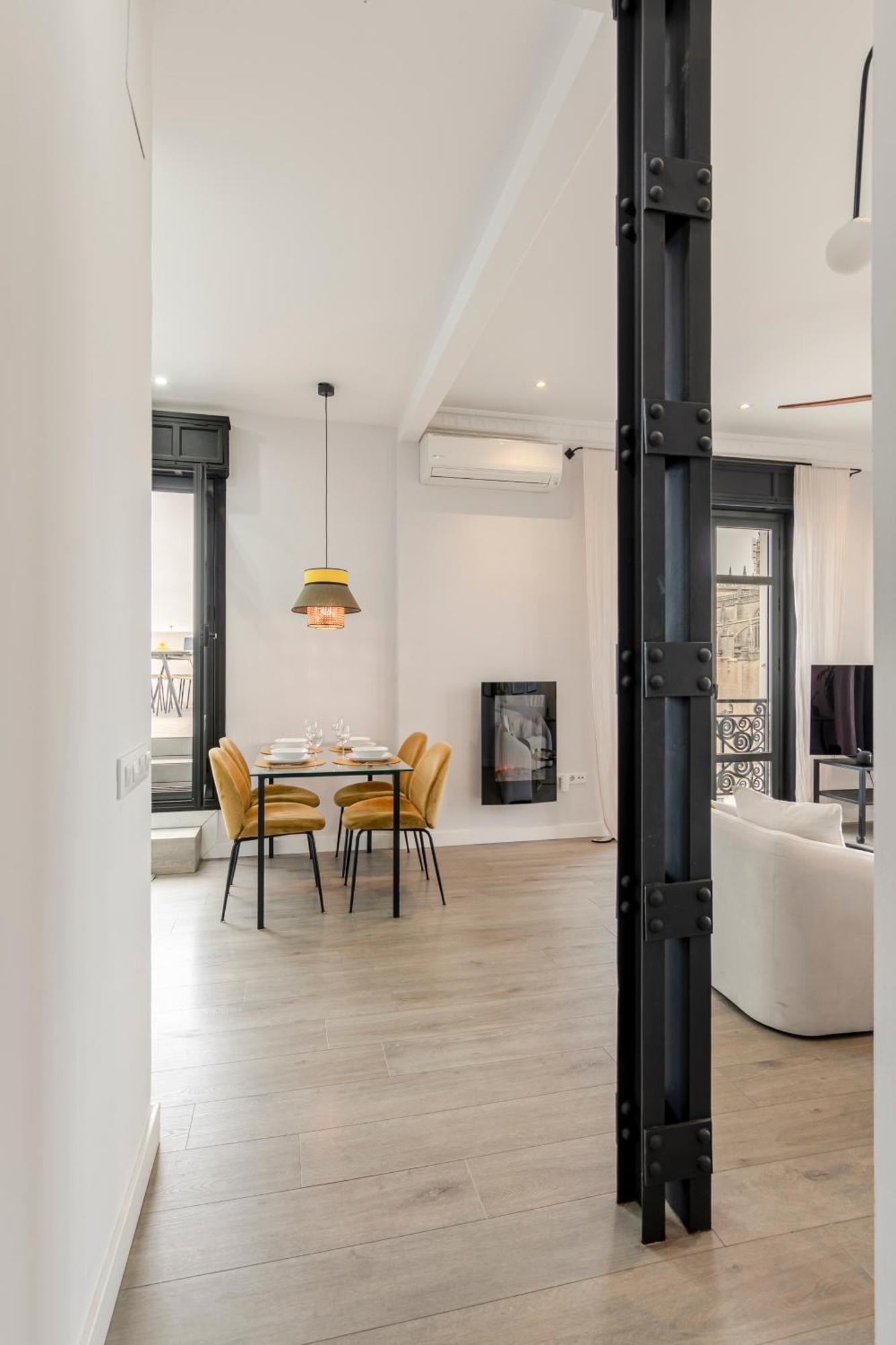 Isg Apartments Modern Atticpool At The Cathedralfree Parking Séville Extérieur photo